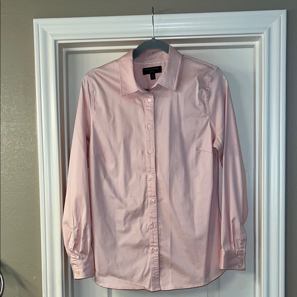 Banana Republic Women's Light Pink Dress Shirt